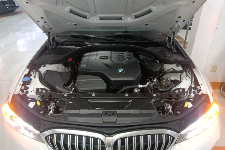 宝马3系 2024款 320Li M运动套装机舱底盘24