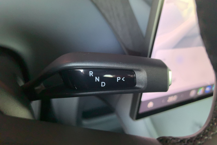 小米汽车 小米YU7 2025款 超长续航后驱版局部细节18