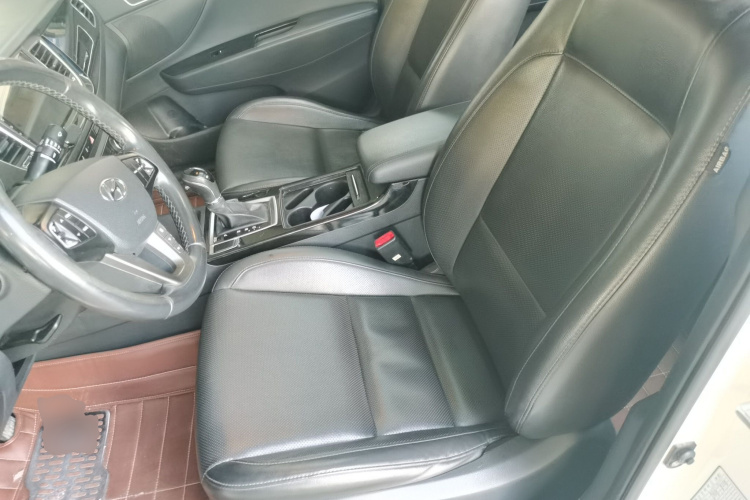 现代 名图 2014款 1.8L 自动尊贵型DLX中控内饰19