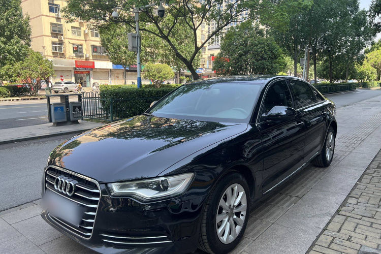 奥迪A6L 2014款 30 FSI 技术型车身外观1