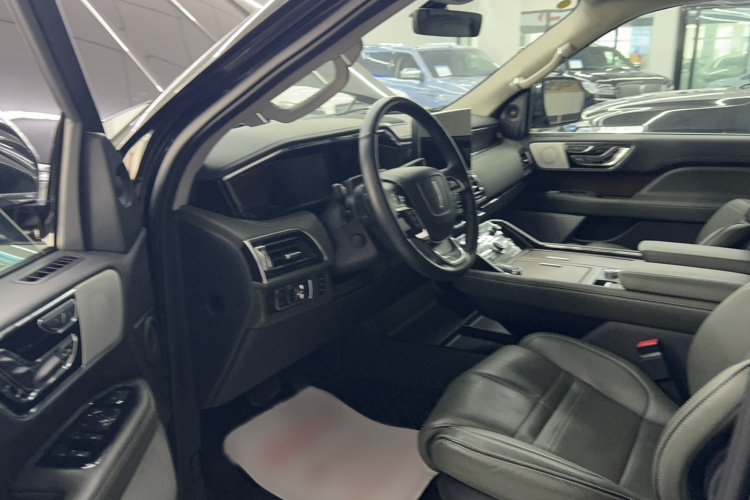 林肯 领航员 2022款 3.5T 总统版中控内饰7002