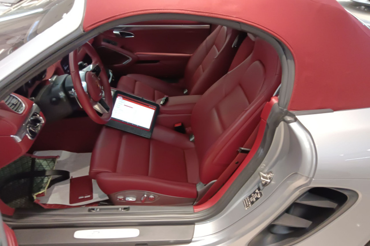 保时捷718 2022款 Boxster 2.0T中控内饰7004