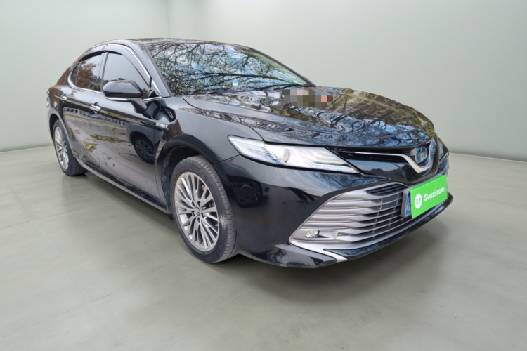 丰田 凯美瑞 2019款 双擎 2.5HQ 旗舰版 国VI车身外观3