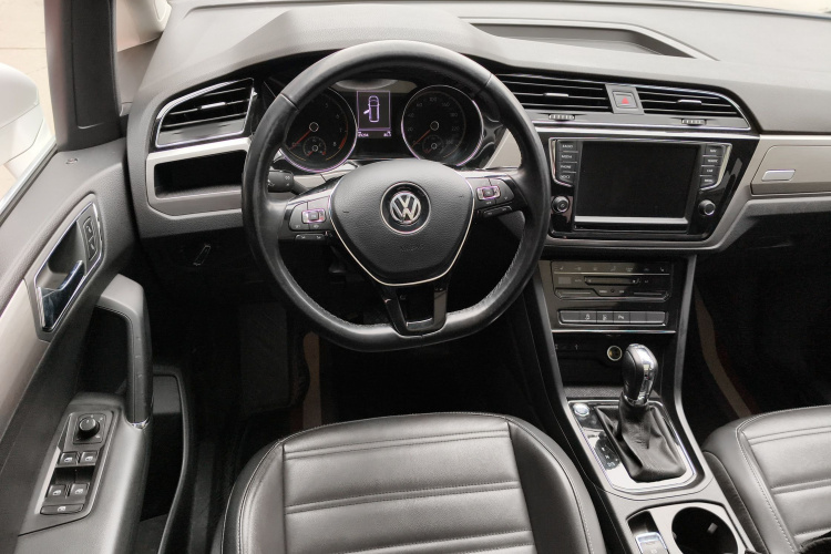 大众 2021款 途安L 280TSI DSG拓界版 7座局部细节13