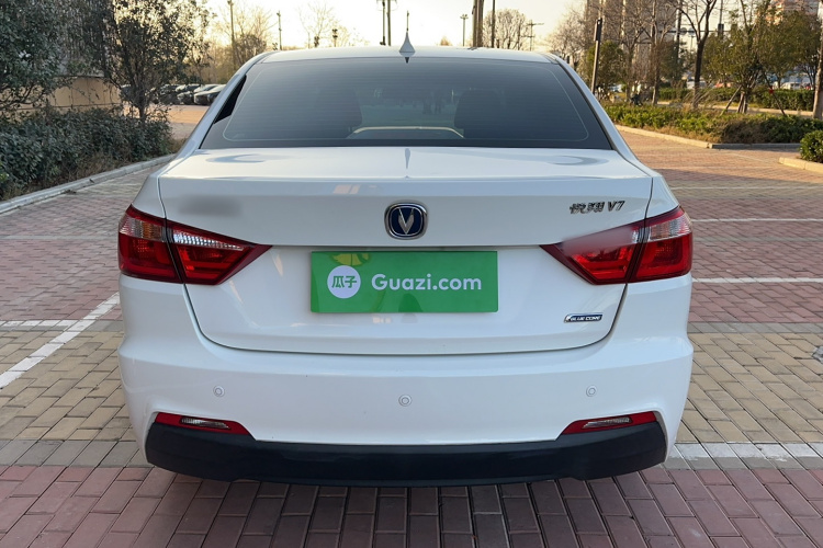 长安 悦翔V7 2016款 1.6L 自动乐享型 国V车身外观6005