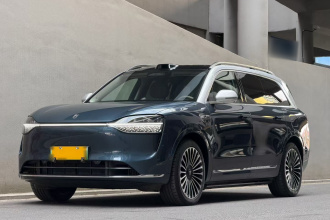 鸿蒙智行 问界M9 2024款 增程 Ultra版 52kWh 5座版