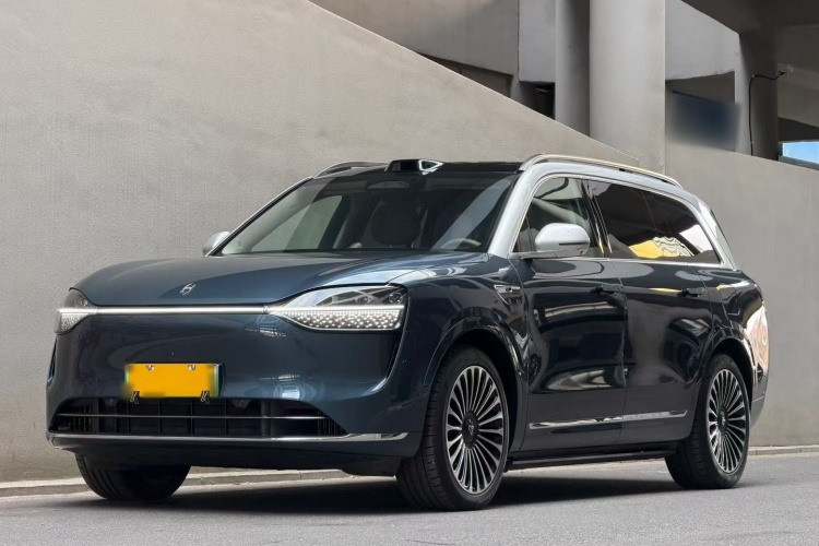 鸿蒙智行 问界M9 2024款 增程 Ultra版 52kWh 5座版车身外观1