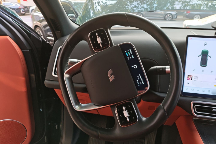 理想汽车 理想L9 2024款 Pro中控内饰13