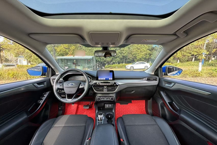 福特 福克斯 2020款 两厢 EcoBoost 180 自动锋潮型中控内饰7006