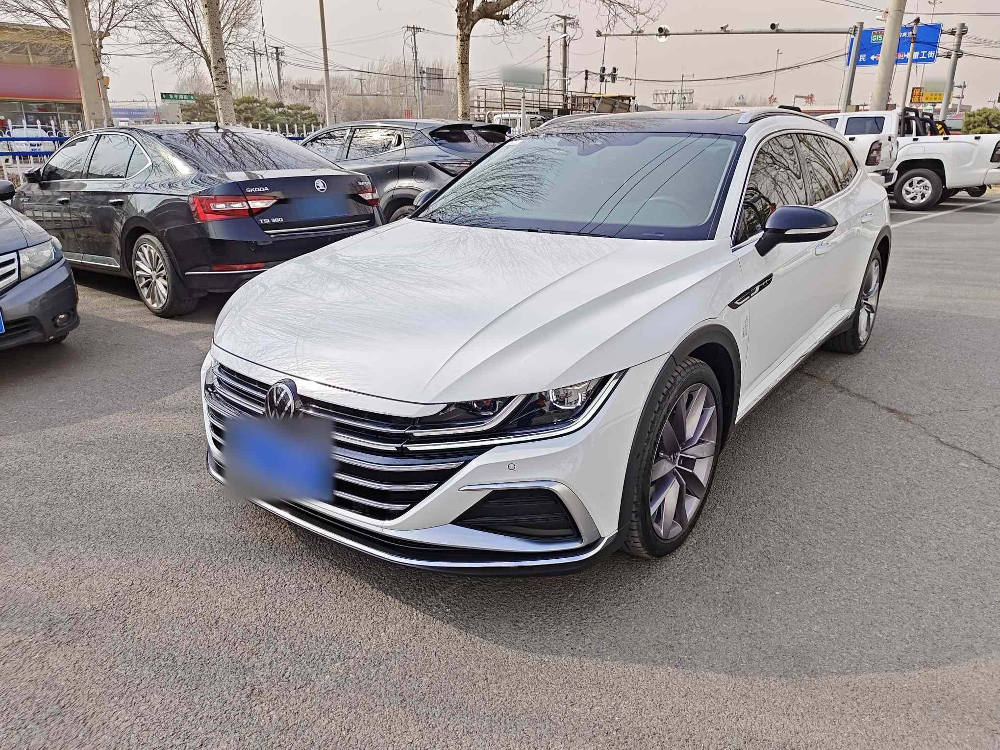 一汽-大众CC 2023款 猎装车 380TSI 猎心版(1)