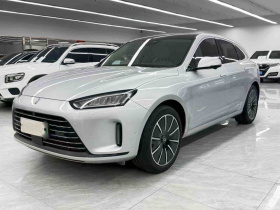 鸿蒙智行 问界M5 2022款 增程四驱旗舰版