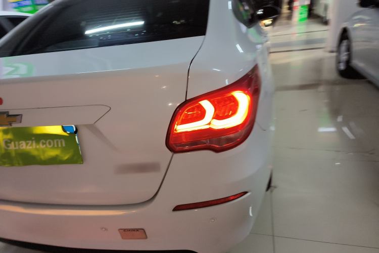 雪佛兰 科沃兹 2019款 320 自动欣享天窗版车身外观6006