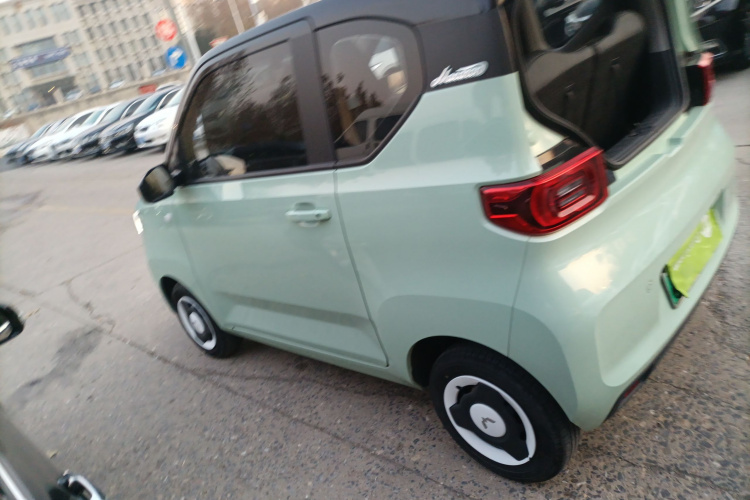 五菱汽车 宏光MINIEV 2022款 悦享款 磷酸铁锂车身外观6003