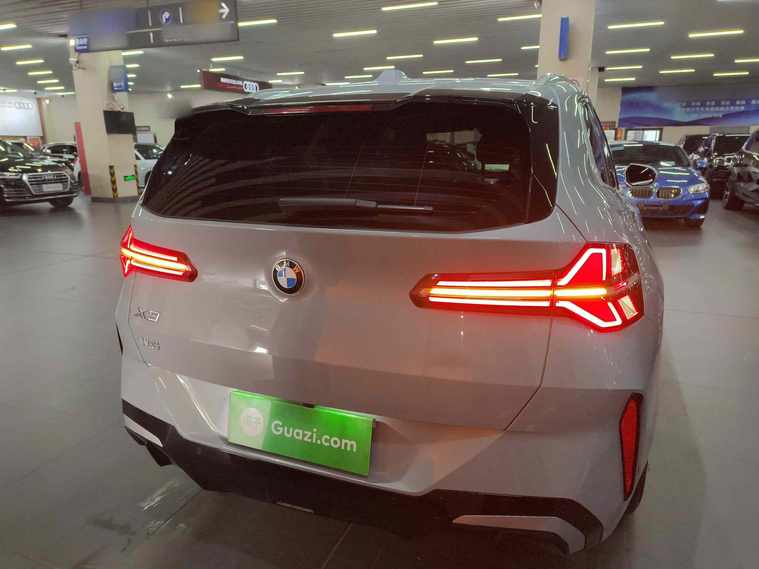宝马X3 2025款 xDrive30L 尊享型 M运动套装(4)