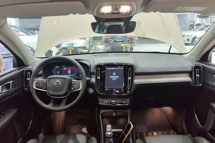 沃尔沃XC40 2024款 B4 四驱智远豪华版中控内饰7002
