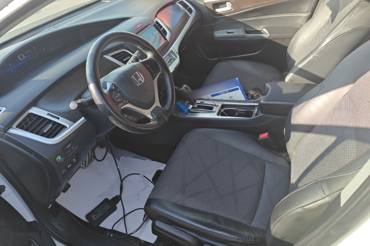 本田 杰德 2014款 1.8L 自动舒适精英版 5座中控内饰19
