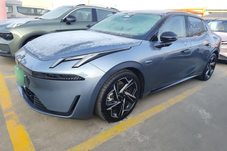 领克07 2024款 EM-P 126长续航 Ultra车身外观4