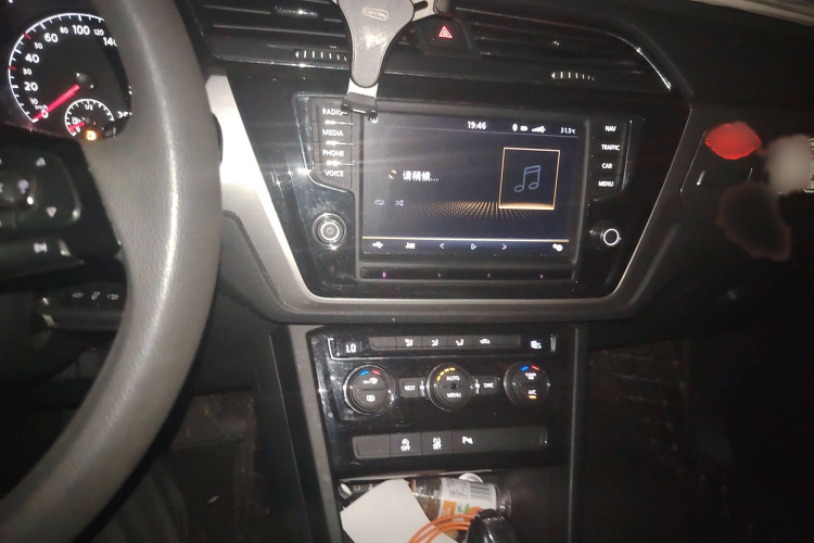 大众 2018款 途安L 280TSI DSG舒适版 7座 国VI局部细节16