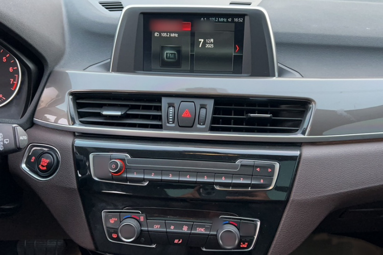 宝马X1 2018款 sDrive18Li 尊享型局部细节16