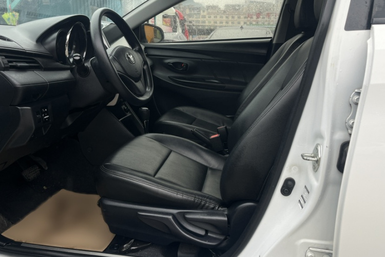 丰田 YARiS L 致炫 2019款 1.5E CVT魅动版 国VI局部细节19