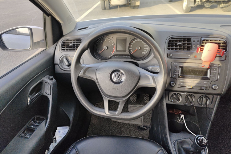 大众 Polo 2018款 1.5L 手动安驾型中控内饰13