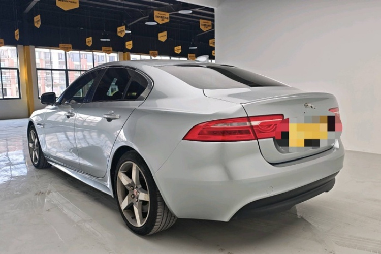 捷豹XE 2017款 2.0T 200PS R-Sport车身外观6003
