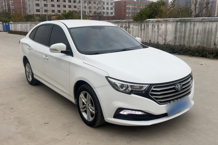奔腾B30 2017款 1.6L 自动舒适型车身外观6005