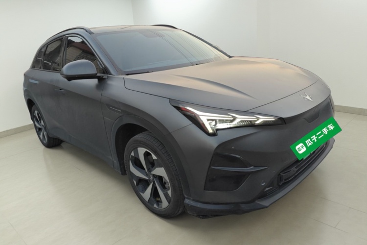 ARCFOX极狐 极狐 阿尔法T5(ARCFOX αT5) 2025款 520 PRO车身外观3