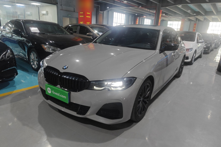 宝马3系 2020款 325Li M运动曜夜套装车身外观1