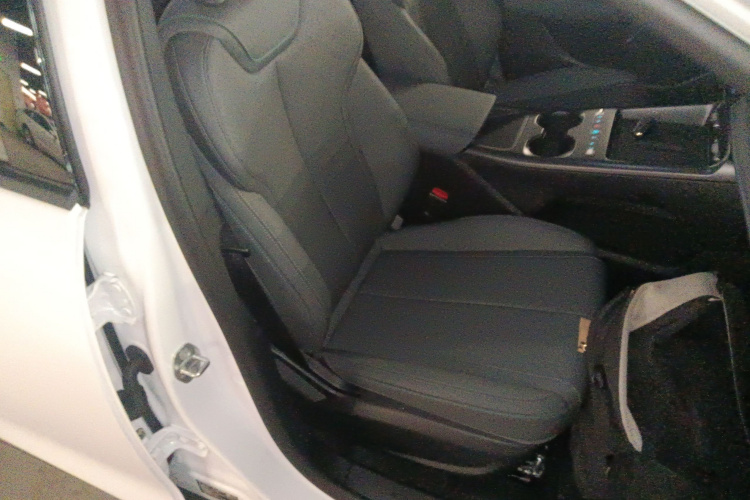 比亚迪 秦PLUS 2025款 DM-i 智驾版 128KM进取型局部细节41