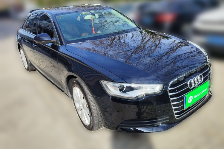 奥迪A6L 2014款 TFSI 舒适型车身外观3
