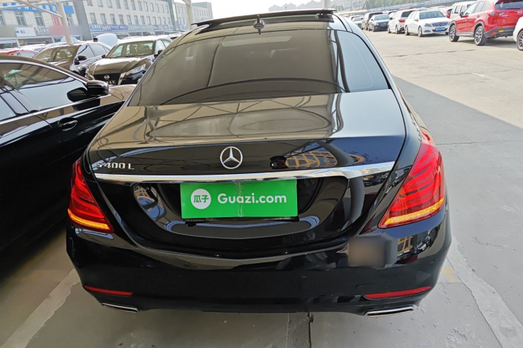 奔驰S级 2017款 S 320 L 商务型车身外观6
