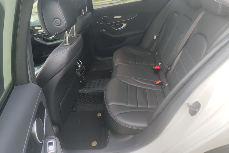 奔驰C级 2020款 改款 C 260 L 运动版中控内饰21