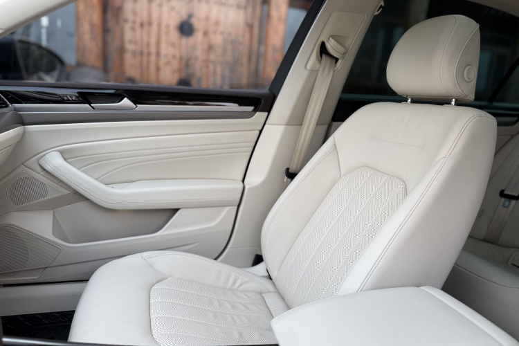 大众 辉昂 2021款 380TSI 豪华版局部细节19