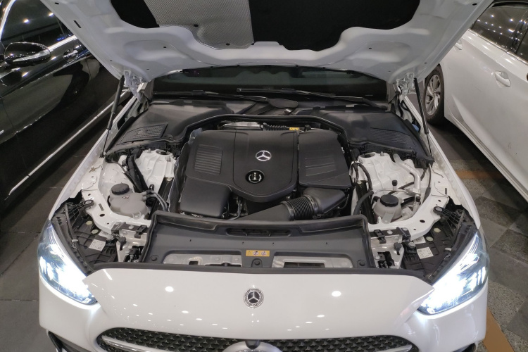 奔驰C级 2023款 C 260 L 运动版局部细节24