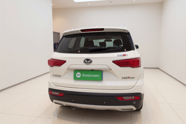 北汽幻速S7 2018款 1.5T 自动尊享型车身外观6