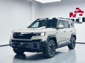 方程豹 豹8 2025款 智勇旗舰版 7座