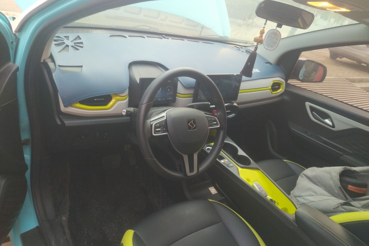 思皓 花仙子 2021款 302km 豪华型 30.2kWh中控内饰12