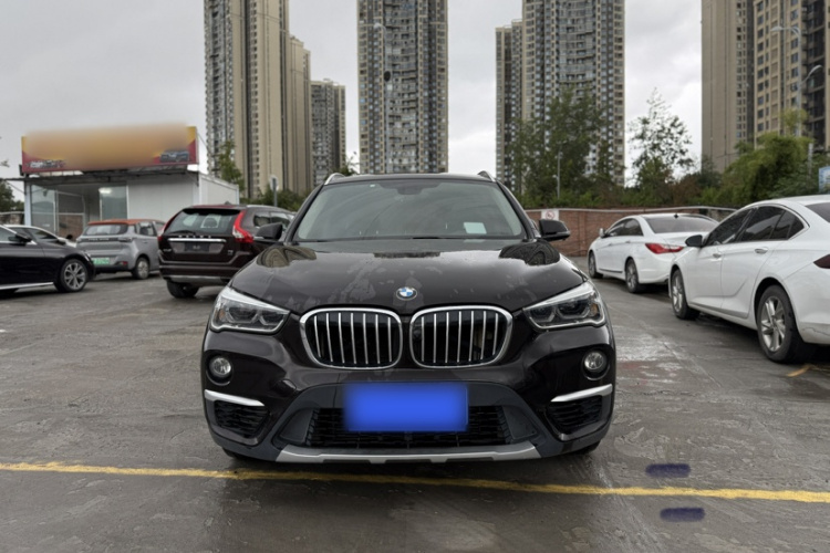 宝马X1 2018款 sDrive20Li 领先型车身外观6001