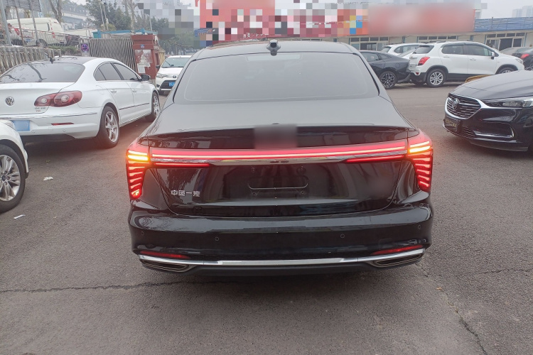 红旗H5 2023款 2.0T 自动智联旗畅版车身外观6004