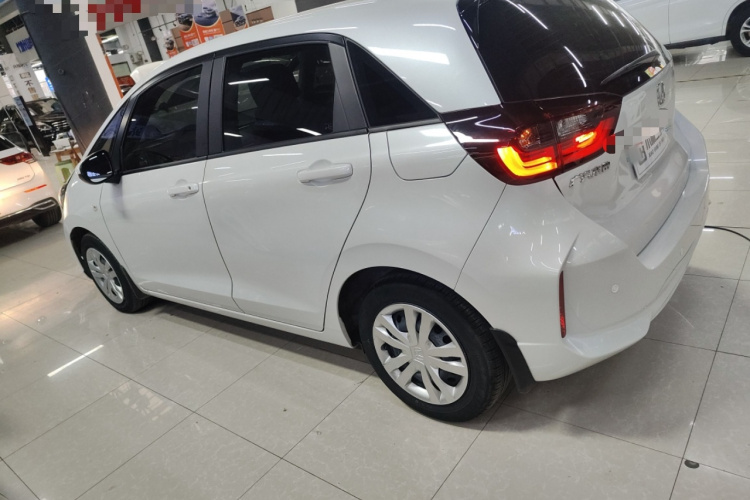 本田 飞度 2023款 1.5L CVT潮享版车身外观4