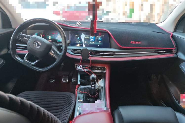 长安CS55PLUS 2021款 蓝鲸版 1.5T 手动豪华型中控内饰12