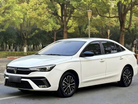 荣威i5 2021款 1.5L CVT铂金版
