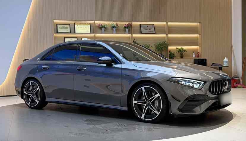 奔驰A级AMG 2024款 改款 AMG A 35 L 4MATIC(3)