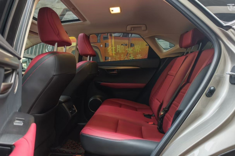 雷克萨斯NX 2020款 300h 前驱 锋尚版 国VI中控内饰7002