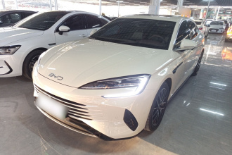 比亚迪 海豹07 DM-i 2025款 DM-i 1.5L 125km 尊贵型