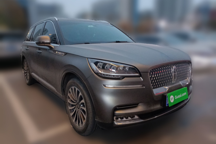 林肯 飞行家 2020款 3.0T V6 四驱尊雅版车身外观3