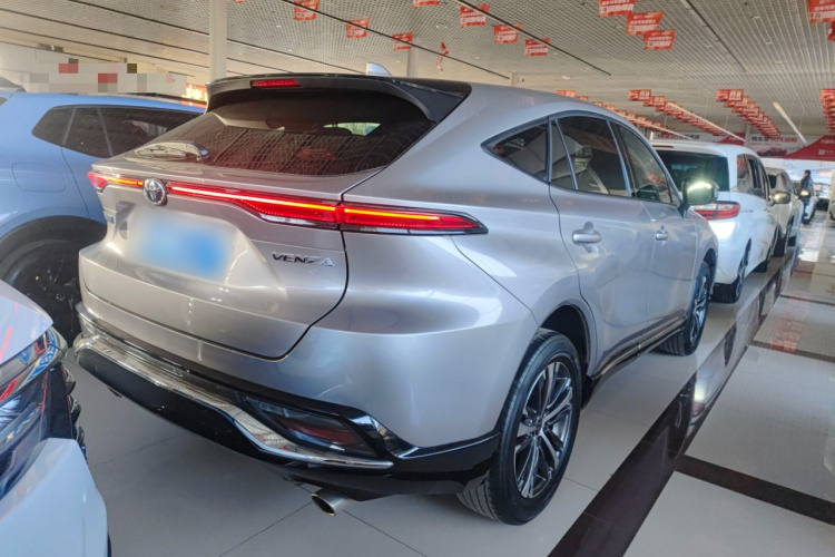 丰田 威飒 2023款 2.0L CVT两驱豪华版车身外观7