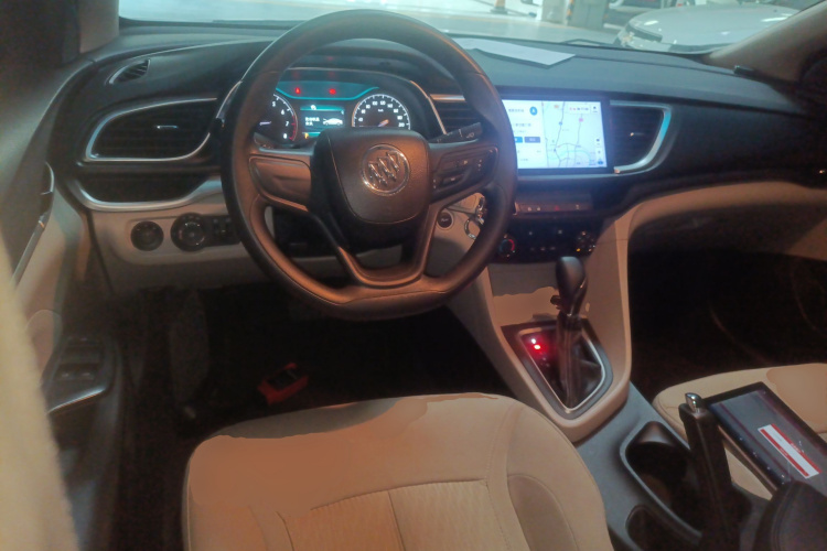 别克 英朗 2015款 15N 自动精英型中控内饰12