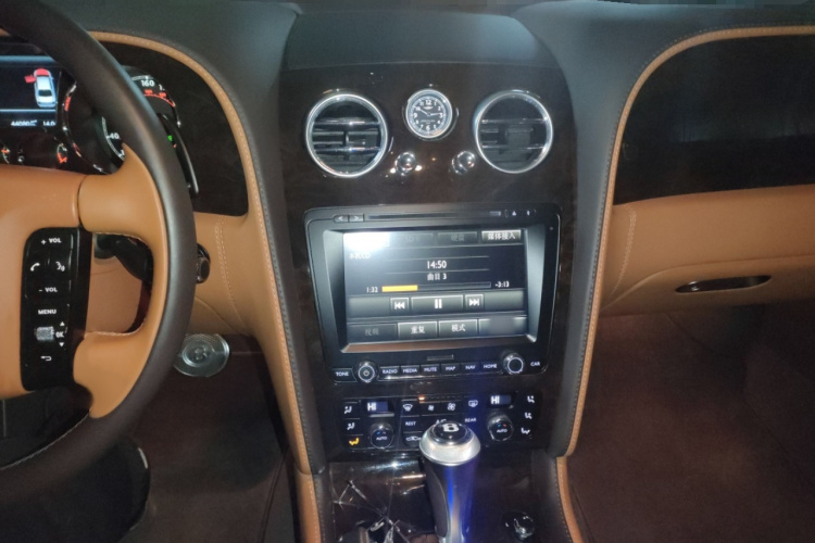 宾利 飞驰 2010款 6.0T 四座版局部细节16